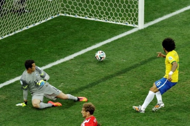 - El autogol de Marcelo en el debut de Brasil 3-Croacia 1.