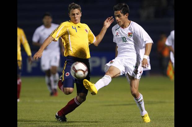 Reuters - Los colombianos vencieron por su mayor riqueza t&#233;cnica, sobre todo en la delantera, ante una Bolivia que volvi&#243; a dejar todo en la cancha, pero se qued&#243; con las manos vac&#237;as.
