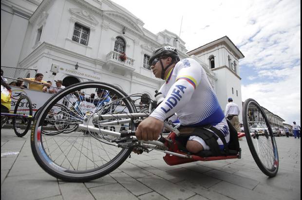 - Unos que llegan y otros que se van, pero su compromiso es uno: los Juegos Paranacionales.