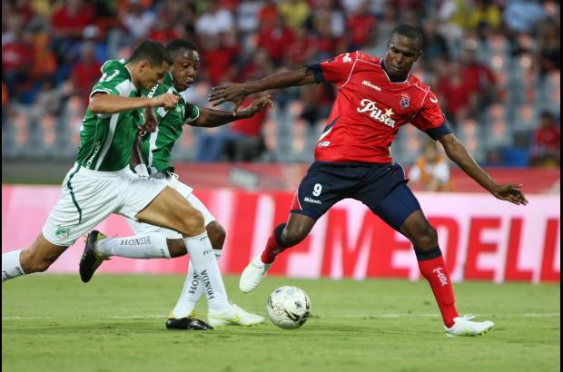 Juan Antonio S&#225;nchez - El Independiente Medell&#237;n gole&#243; 3-0 a Cali en el estadio Atanasio Girardot. Iv&#225;n Champeta Vel&#225;squez marc&#243; el primer tanto del cuadro rojo.