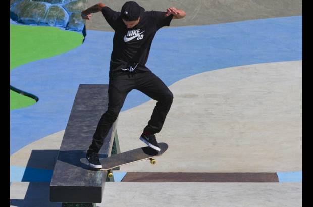 - Tony Hawks, considerado por muchos el mejor skater del mundo, fue el campe&#243;n del primer concurso en la modalidad Vert. En la foto, el brasile&#241;o Luan Oliveira.