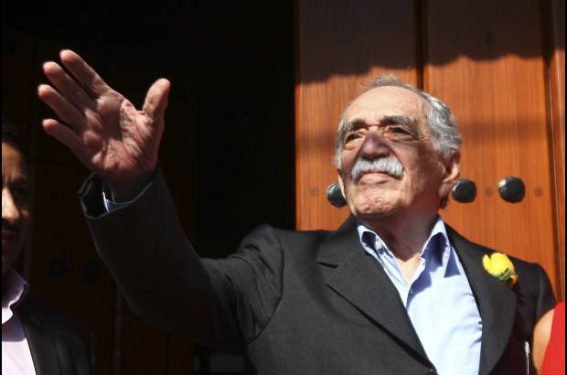Reuters - 2014. El premio Nobel de Literatura colombiano, Gabriel García Márquez, muere este jueves 17 de abril en Ciudad de México a sus 87 años, después de padecer durante varios meses problemas de salud que involucraban infecciones pulmonares y urinarias.