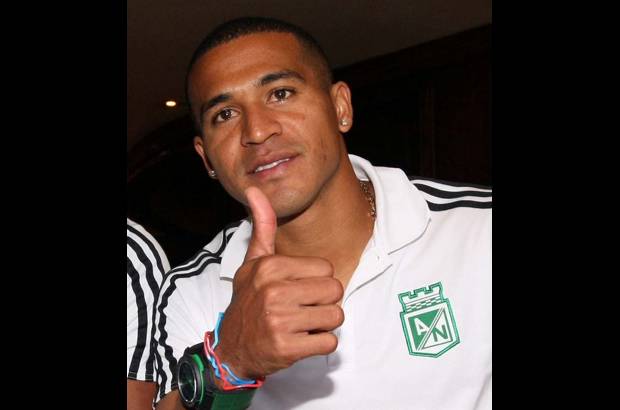 Macnelly Torres - Volante. 20 de marzo de 1986, Barranquilla, Atl&#225;ntico. 1, 70 metros y 76 kilos.