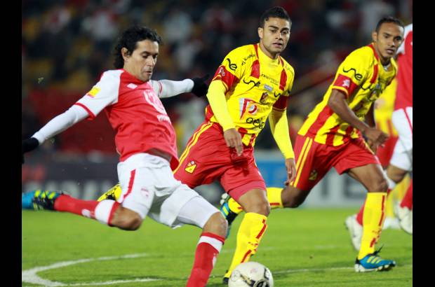 Colprensa - Santa Fe y Pereira igualaron sin goles en El Camp&#237;n.
