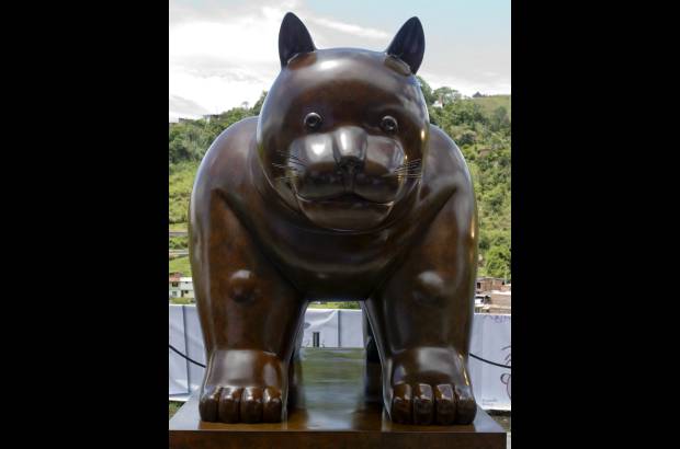 Esteban Vanegas - El Gato, que tiene un peso de 1.050 kilogramos, mide 390x 150 x 190 centímetros.