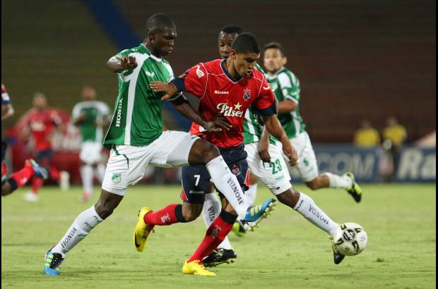 Juan Antonio S&#225;nchez - El Independiente Medell&#237;n gole&#243; 3-0 a Cali en el estadio Atanasio Girardot. Santiago Tr&#233;llez marc&#243; el tercero.