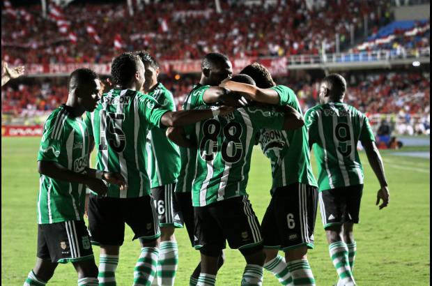 Colprensa - Nacional doblegó al conjunto escarlata en un gran partido. El pizarrón 2-4 fue corto para tantas oportunidades que tuvieron los protagonistas.