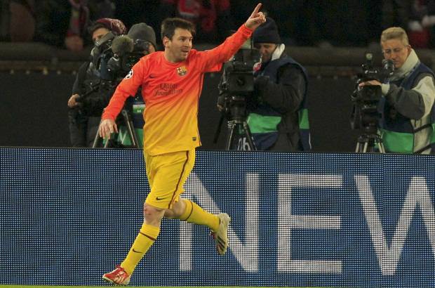 REUTERS - El gol de Messi en el minuto 38 desatasc&#243; a un Barcelona que en el primer tiempo se vio incapaz de controlar el partido.