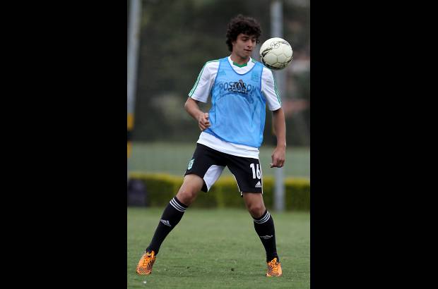 Foto Julio César Herrera - Estefan Medina viene dando la pelea por el puesto en la defensa de Nacional.