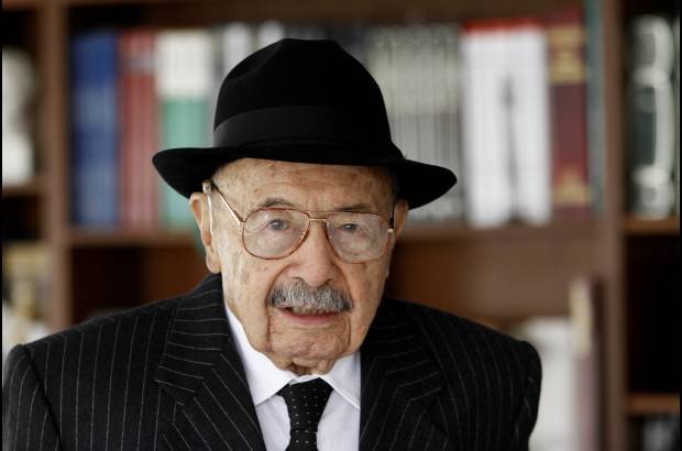 Donaldo Zuluaga - promovió la creación del Palacio de Exposiciones, impulsó con EPM la reestructuración de los barrios de la ciudad y el establecimiento de varios centros de salud.