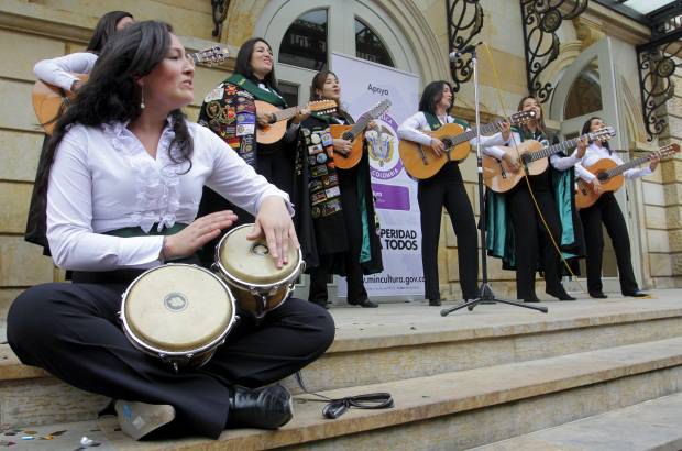 Colprensa - Colombia se llen&#243; de m&#250;sica con la segunda edici&#243;n de Celebra la m&#250;sica, con la participaci&#243;n de j&#243;venes int&#233;rpretes realizando m&#225;s de 1.200 conciertos en homenaje a Lucho Berm&#250;dez.