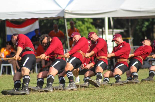 COLPRENSA - En batalla de fuerza en la Universidad del Valle Suiza se desquit&#243; en la prueba masculina de la decepci&#243;n en la prueba de mujeres y venci&#243; al Reino Unido en la final, el bronce se lo llev&#243; el combinado alem&#225;n tras vencer a los irlandeses.