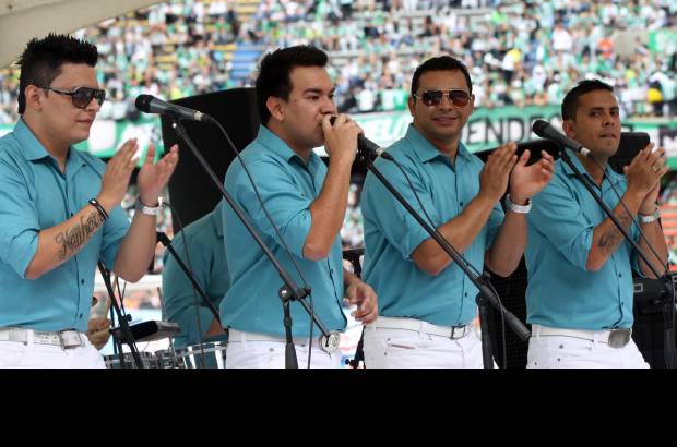 Jaime P&#233;rez - El grupo Gal&#233; acompa&#241;&#243; la fiesta verdolaga.