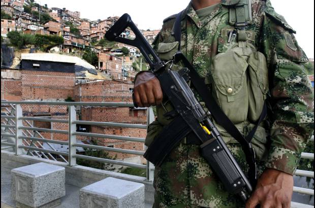 Esteban Vanegas - El director de la Policía Nacional, Óscar Naranjo, presidió un consejo de seguridad en la ciudad con las autoridades locales para evaluar la situación.