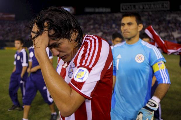 AP - Los paraguayos ya pueden despedirse del Mundial de Brasil-2014 con la derrota en casa 2-1 frente a Chile.