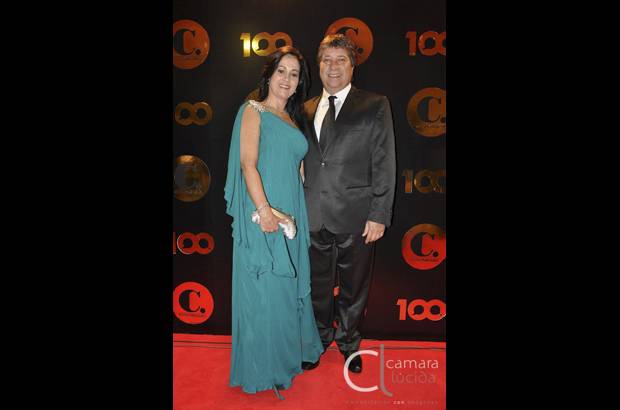 Foto Cámara Lúcida - Hernán Darío Gómez y Luz Adriana Ortiz.