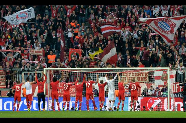 AP - Bayern Munich venci&#243; con comodidad al Manchester United en un nuevo paso hacia el bicampeonato de la Liga de Campeones.