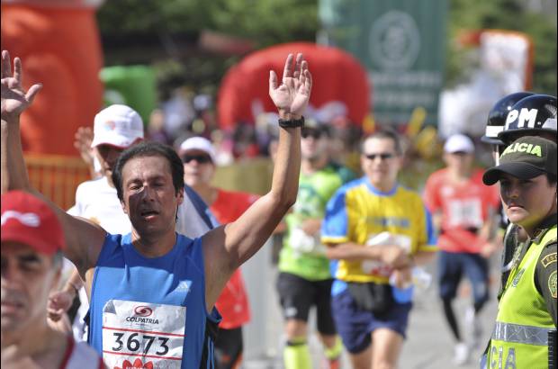 Esteban Jaramillo y Sebasti&#225;n Salazar - M&#225;s de 10 mil competidores se dieron cita en esta hist&#243;rica cita deportiva que se corr&#237;a en las modalidades de 5, 10, 21 y 42 kil&#243;metros.