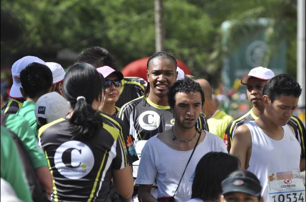 Esteban Jaramillo y Sebastián Salazar - Más de 10 mil competidores se dieron cita en esta histórica cita deportiva que se corría en las modalidades de 5, 10, 21 y 42 kilómetros