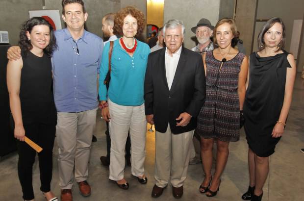 Fotos: Esteban Vanegas - Mar&#237;a Mercedes Gonz&#225;lez, Juli&#225;n Posada, Ana Piedad Jaramillo, Jota Mario Aristiz&#225;bal, Natalia G&#243;mez y Martha Ortiz.