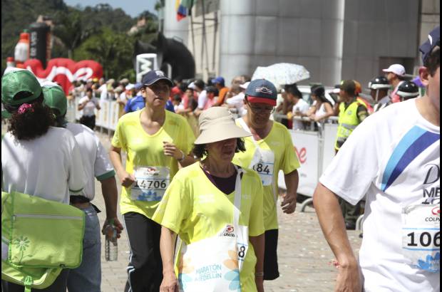 Esteban Jaramillo y Sebastián Salazar - Más de 10 mil competidores se dieron cita en esta histórica cita deportiva que se corría en las modalidades de 5, 10, 21 y 42 kilómetros.