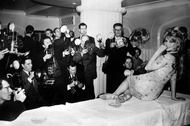 AFP - Foto tomada en abril de 1959 en Londres, cuando la actriz filmaba la pel&#237;cula &quot;Babette s&#39;en va-t-en guerre&quot; (Babette se va a la guerra).