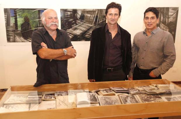 Fotos manuel saldarriaga - Ronny Vayda (escultor), Jorge G&#243;mez y Jose David L&#243;pez (galerista).