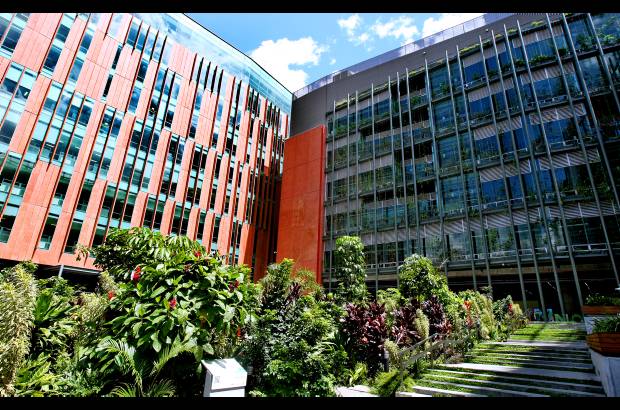 FOTO EL COLOMBIANO - Un complejo para la tecnolog&#237;a, ejemplo de arquitectura y s&#237;mbolo urbano de la ciudad competitiva e innovadora que se promueve desde la Administraci&#243;n P&#250;blica. Desde all&#237; se potencian nuevos negocios basados en el conocimiento.