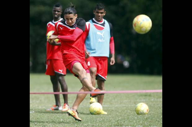 - Ataque y goles, eso es lo que requiere el Poderoso que tiene entrenador interino. Hay una luz de esperanza.