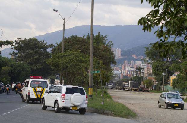 - La continuaci&#243;n de la V&#237;a Distribuidora en Jurisdicci&#243;n de Envigado es una de las obras menos complejas pues las franjas ya se encuentran reservadas.