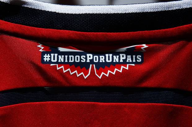 CORTESÍA ADIDAS - La camiseta es un homenaje a la Selección de los años 90', que logró la mejor participación de Colombia en todos los mundiales de fútbol alcanzando los octavos de final.