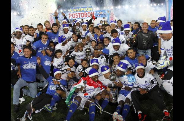 Hern&#225;n Vanegas - Millonarios alcanz&#243; la estrella 14 al superar en la gran final de la Liga Postob&#243;n II-2012 al Independiente Medell&#237;n. Dram&#225;tica definici&#243;n desde los penaltis despu&#233;s de empatar 0-0 en la ida y 1-1 este domingo.
