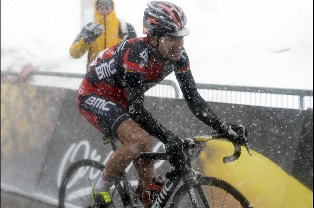 AP - Evans lleg&#243; a cerca de un minuto y medio de Nibali en la etapa y Riboberto Ur&#225;n le quit&#243; el segundo puesto y logr&#243; sacarle 1:09 de ventaja.
