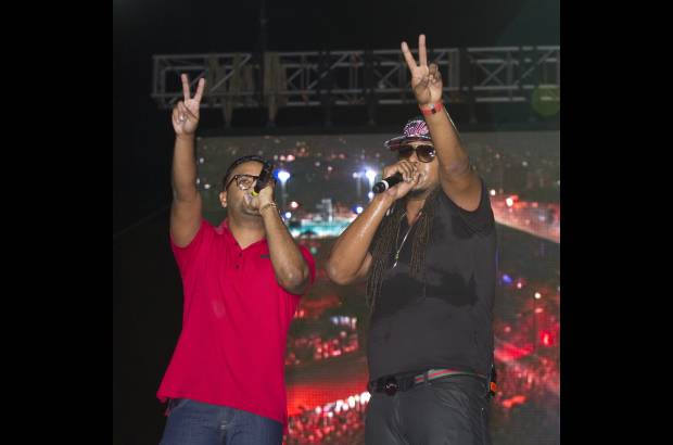 Olegario Martínez - El alcalde Anibal Gaviria se sumó a la fiesta y ante el público cantó varias frases de la canción. Así fue la apertura a la celebración que se extenderá por una semana con eventos en toda la ciudad.