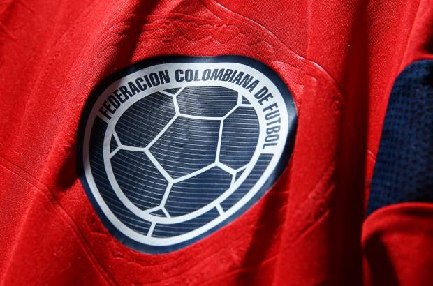 CORTESÍA ADIDAS - Aunque ya era un secreto a voces, este jueves se conoció oficialmente que el color de la segunda camiseta que usará la Selección Colombia será rojo.