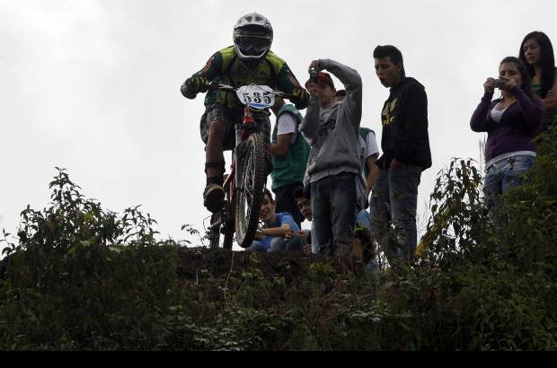 Manuel Saldarriaga - Los pedalazos r&#225;pidos y no caerse eran fundamentales para quedar en los primeros puestos de clasificaci&#243;n.