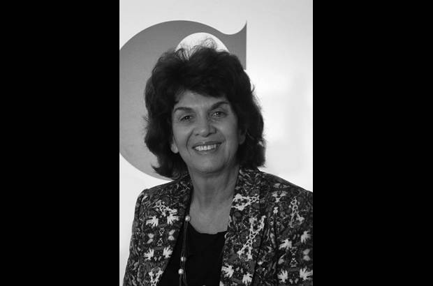 Alicia Mej&#237;a - Exdirectora de Inexmoda y conferencista - &quot;En EL COLOMBIANO encontr&#233; siempre una mano tendida. Cuando llegu&#233; a Inexmoda en 1989 todo en Medell&#237;n parec&#237;a oscuro y el diario siempre encontr&#233; el apoyo porque creyeron y respaldaron el proyecto de Inexmoda. Para m&#237;, en mi vida, EL COLOMBIANO sigue m&#225;s vigente cada d&#237;a&quot;.