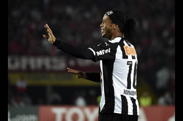 AFP - Su clasificaci&#243;n como segundo del grupo 6 lo enfrentar&#225; al Mineiro, actual campe&#243;n, que traer&#225; en su n&#243;mina al estelar Ronaldinho.