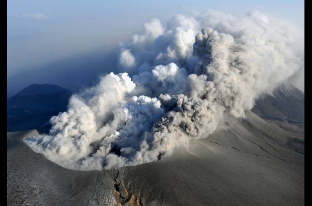 Reuters - El volc&#225;n Shinmoe est&#225; ubicado en el suroeste de Jap&#243;n.