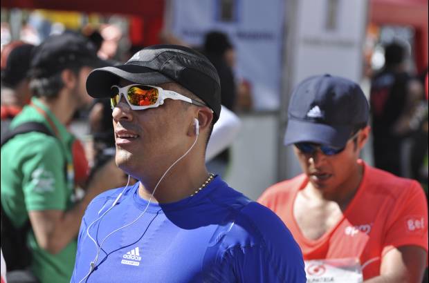 Esteban Jaramillo y Sebasti&#225;n Salazar - M&#225;s de 10 mil competidores se dieron cita en esta hist&#243;rica cita deportiva que se corr&#237;a en las modalidades de 5, 10, 21 y 42 kil&#243;metros.