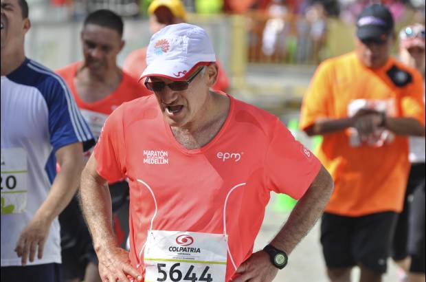 Esteban Jaramillo y Sebasti&#225;n Salazar - M&#225;s de 10 mil competidores se dieron cita en esta hist&#243;rica cita deportiva que se corr&#237;a en las modalidades de 5, 10, 21 y 42 kil&#243;metros.