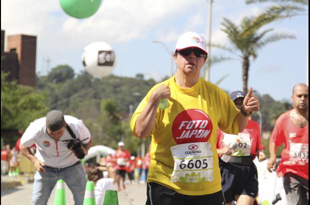 Esteban Jaramillo y Sebasti&#225;n Salazar - M&#225;s de 10 mil competidores se dieron cita en esta hist&#243;rica cita deportiva que se corr&#237;a en las modalidades de 5, 10, 21 y 42 kil&#243;metros.