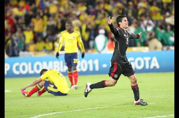Hern&#225;n Vanegas - M&#233;xico super&#243; 3-1 a Colombia en El Camp&#237;n y clasific&#243; a semifinales.