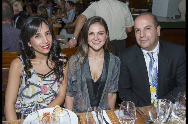 - María Antonia Domínguez, Carolina Echeverri y Jorge Olaya.