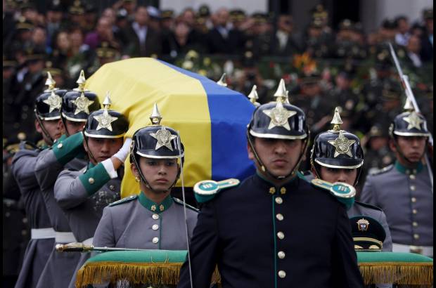 Colprensa - Este jueves 2 de agosto se cumplió el sepelio del comandante de la Policía de Carreteras de Antioquia, Coronel Cristian Flórez, quien fue asesinado en el cumplimiento de su deber.