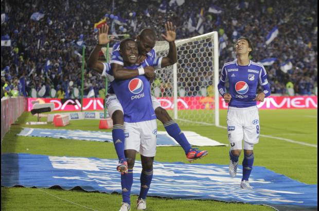 Colprensa - Millonarios alcanz&#243; la estrella 14 al superar en la gran final de la Liga Postob&#243;n II-2012 al Independiente Medell&#237;n. Dram&#225;tica definici&#243;n desde los penaltis despu&#233;s de empatar 0-0 en la ida y 1-1 este domingo.