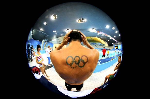 Reuters - La fiesta de los Juegos Olímpicos se ve desde muchas miradas. Los reporteros gráficos capturaron momentos curiosos al inicio de las justas.