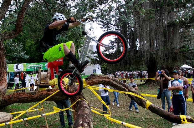 Donaldo Zuluaga - El biketrial se disput&#243; en la jornada de cierre de la fiesta del pedal del Cl&#225;sico El Colombiano-Indeportes Antioquia 2012.