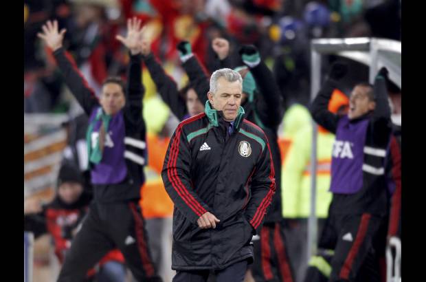 Reuters - El seleccionador mexicano Javier Aguirre dijo tras vencer a Francia que México se debía a sí mismo una victoria de esta relevancia.