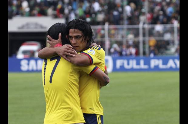 Reuters - El t&#233;cnico colombiano Leonel Alvarez sorprendi&#243; el fin de semana al adelantar que dejar&#237;a al Tigre Falcao en la banca y poner a Te&#243;filo Guti&#233;rrez como &#250;nico hombre en punta.